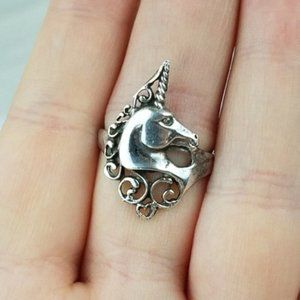 925 Sterling SILVER Filigree Unicorn Heart Ring